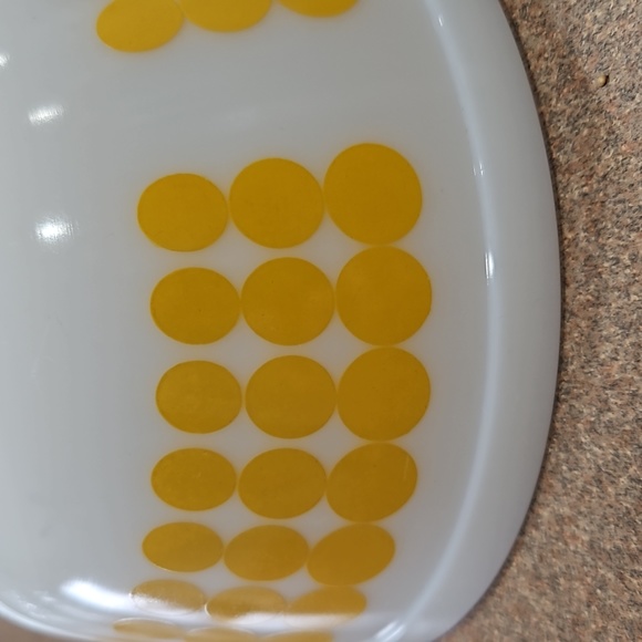 Vintage 2 Pyrex 1.5 Qt Yellow Dot Mixing Bowls!!! - Picture 10 of 17